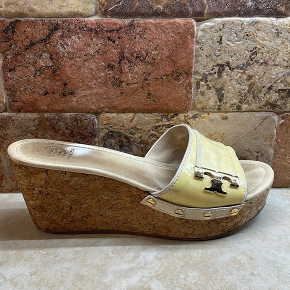 Tory Burch Wedge Sandals Platform Patent Leather Cork Yellow Size 10 M - Picture 6 of 16